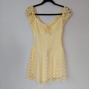 Thirty/Thirty Yellow Floral Lace Dress Size Meduim